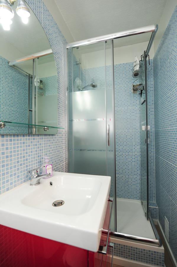 Blue Lagon Five Stars Holiday House Niza Exterior foto